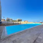 1bdr With Pool Access And Off Seafront Lägenhet *